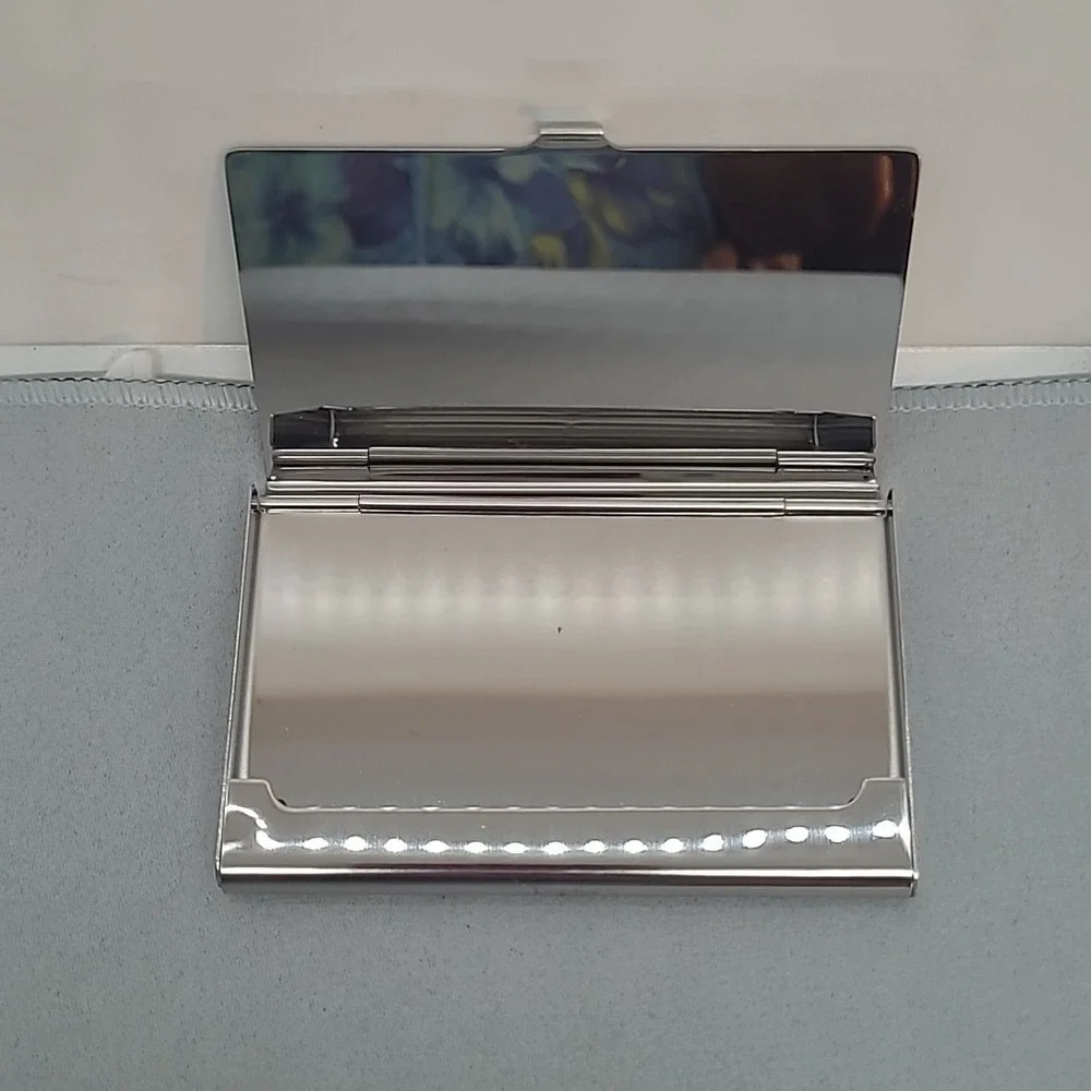 Cardcase this item